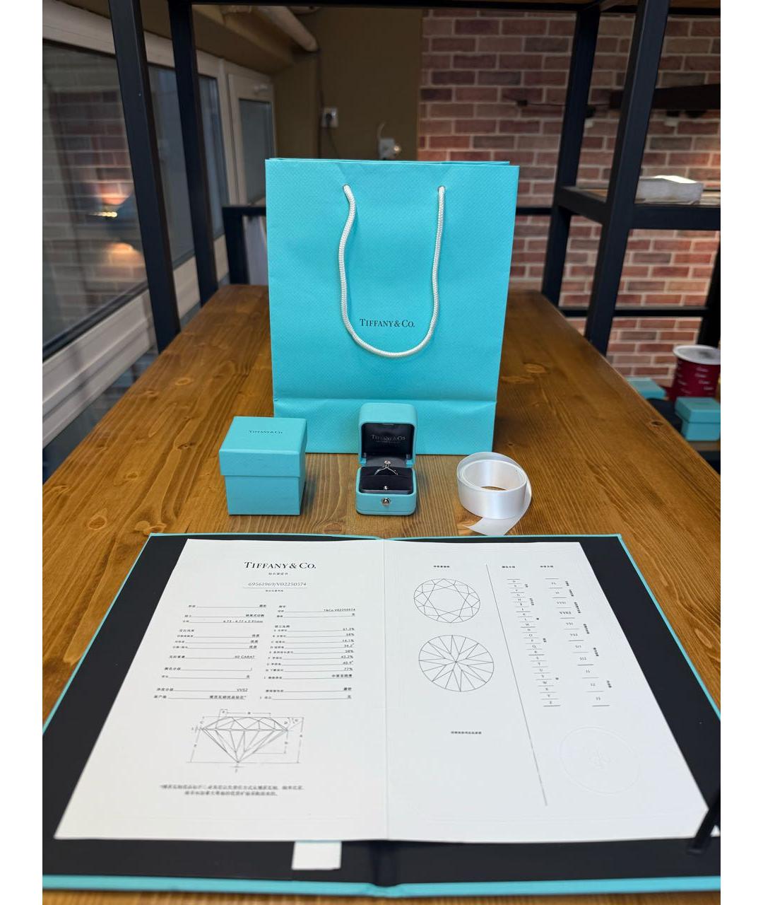 TIFFANY&CO Белое платиновое кольцо, фото 6