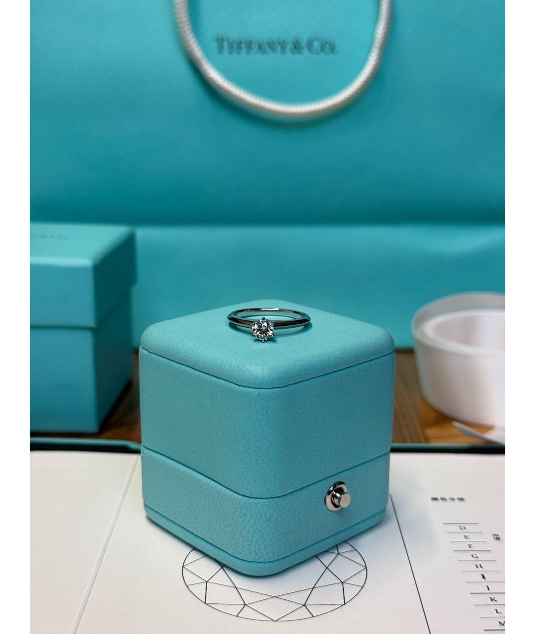 TIFFANY&CO Белое платиновое кольцо, фото 4