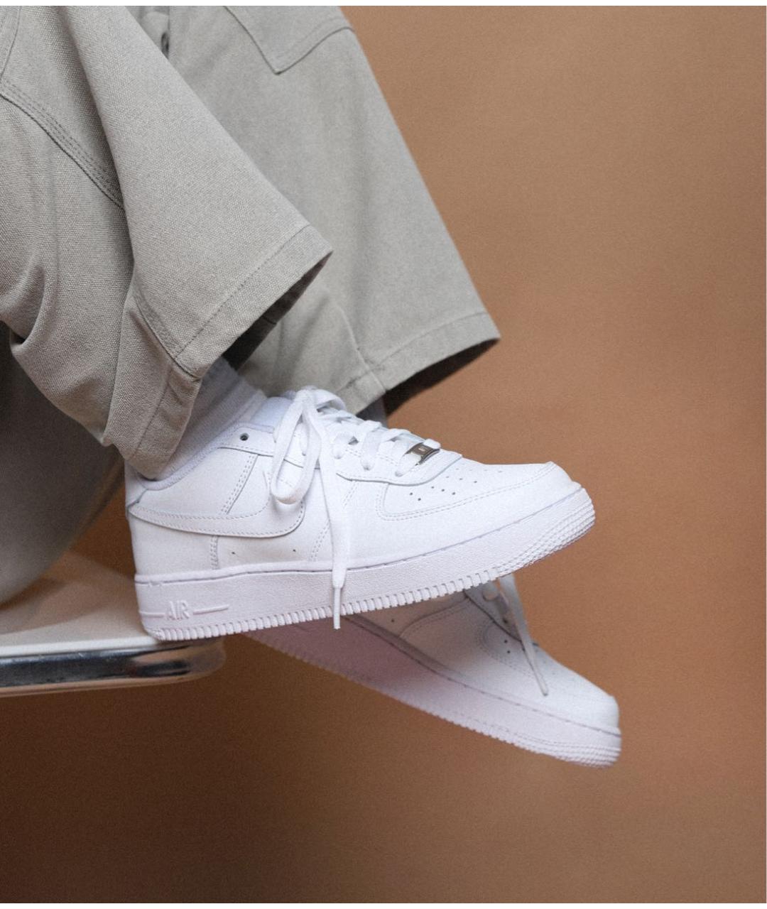 NIKE Белые кожаные низкие кроссовки / кеды, фото 2