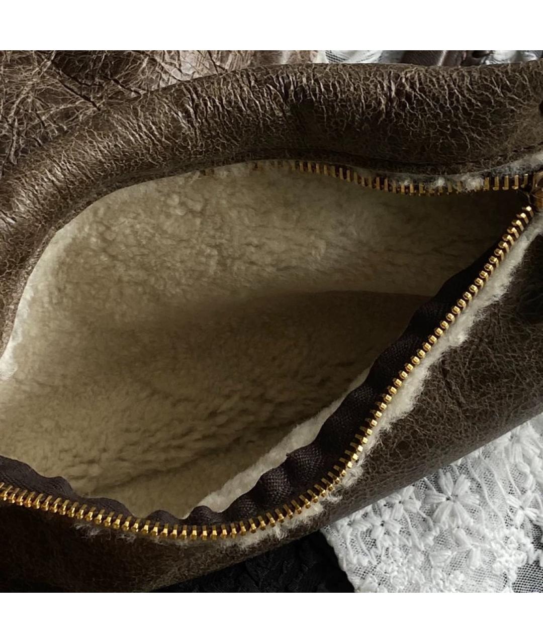 MIU MIU Коричневая меховая сумка с короткими ручками, фото 4