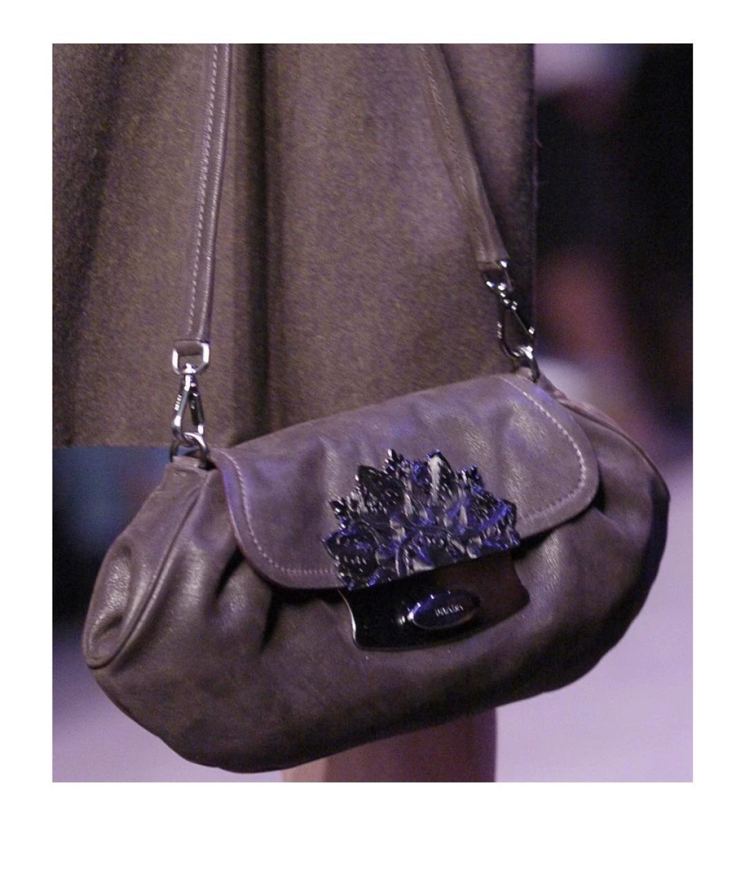 PRADA Черная кожаная сумка с короткими ручками, фото 3