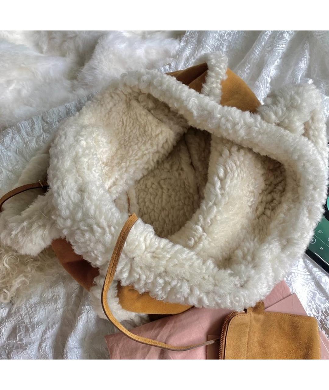 MIU MIU Коричневая меховая сумка с короткими ручками, фото 2