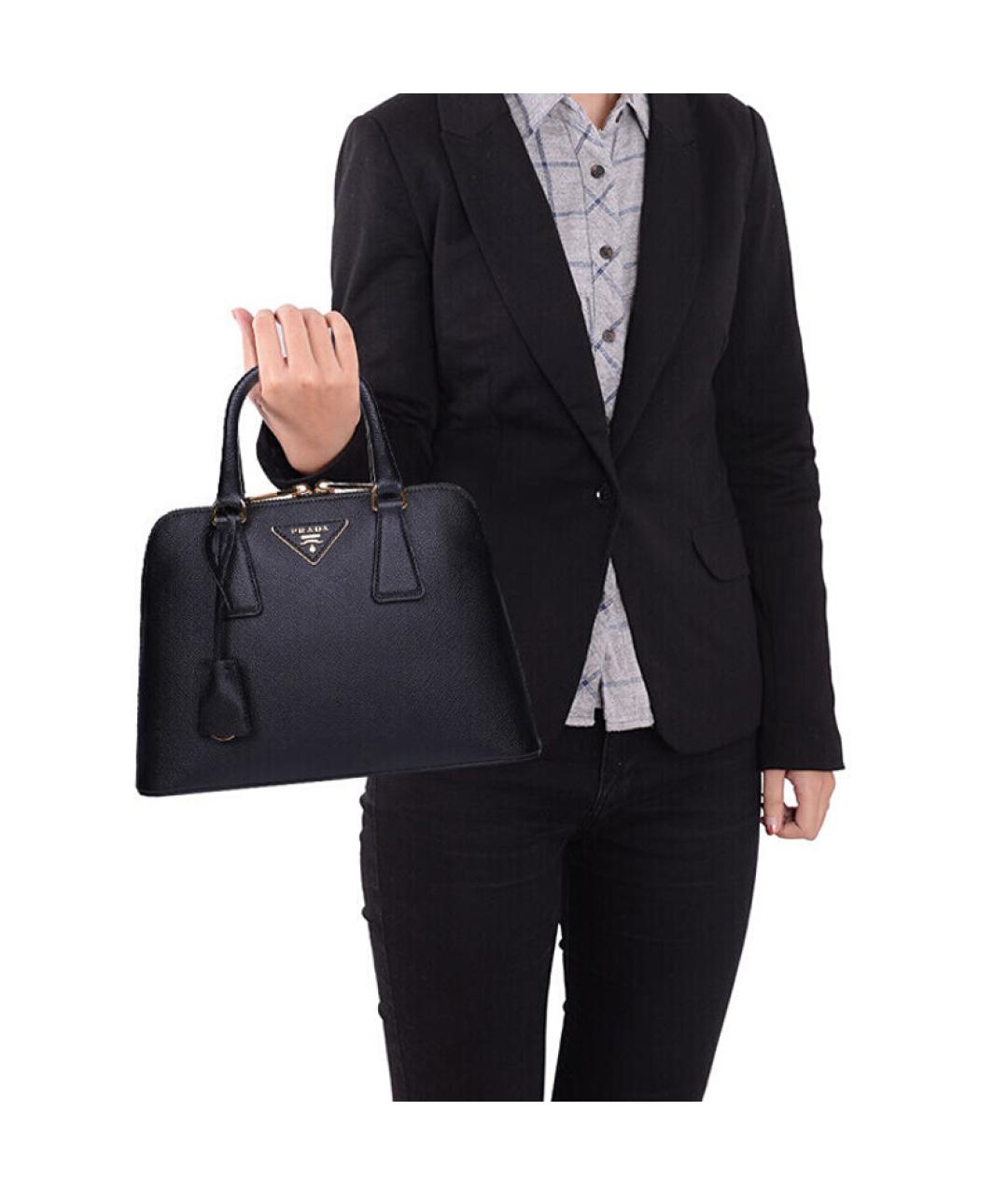 PRADA Черная кожаная сумка через плечо, фото 5