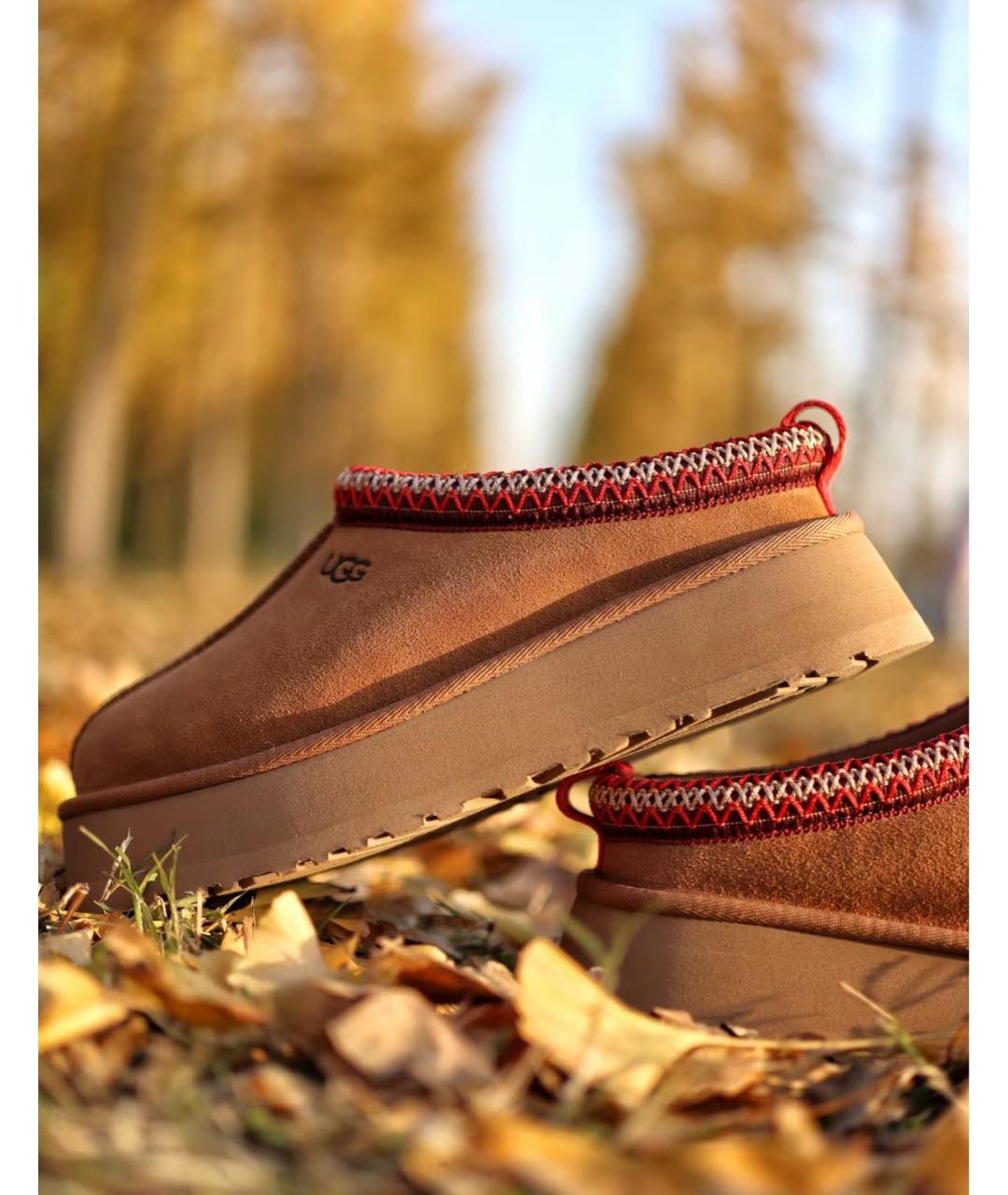 UGG AUSTRALIA Коричневые замшевые сабо, фото 7