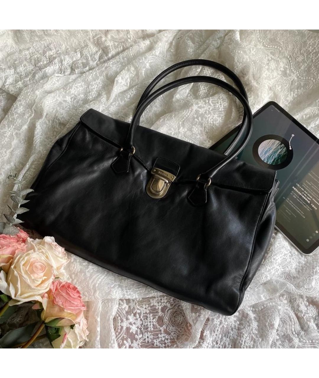 PRADA Черная кожаная сумка с короткими ручками, фото 9