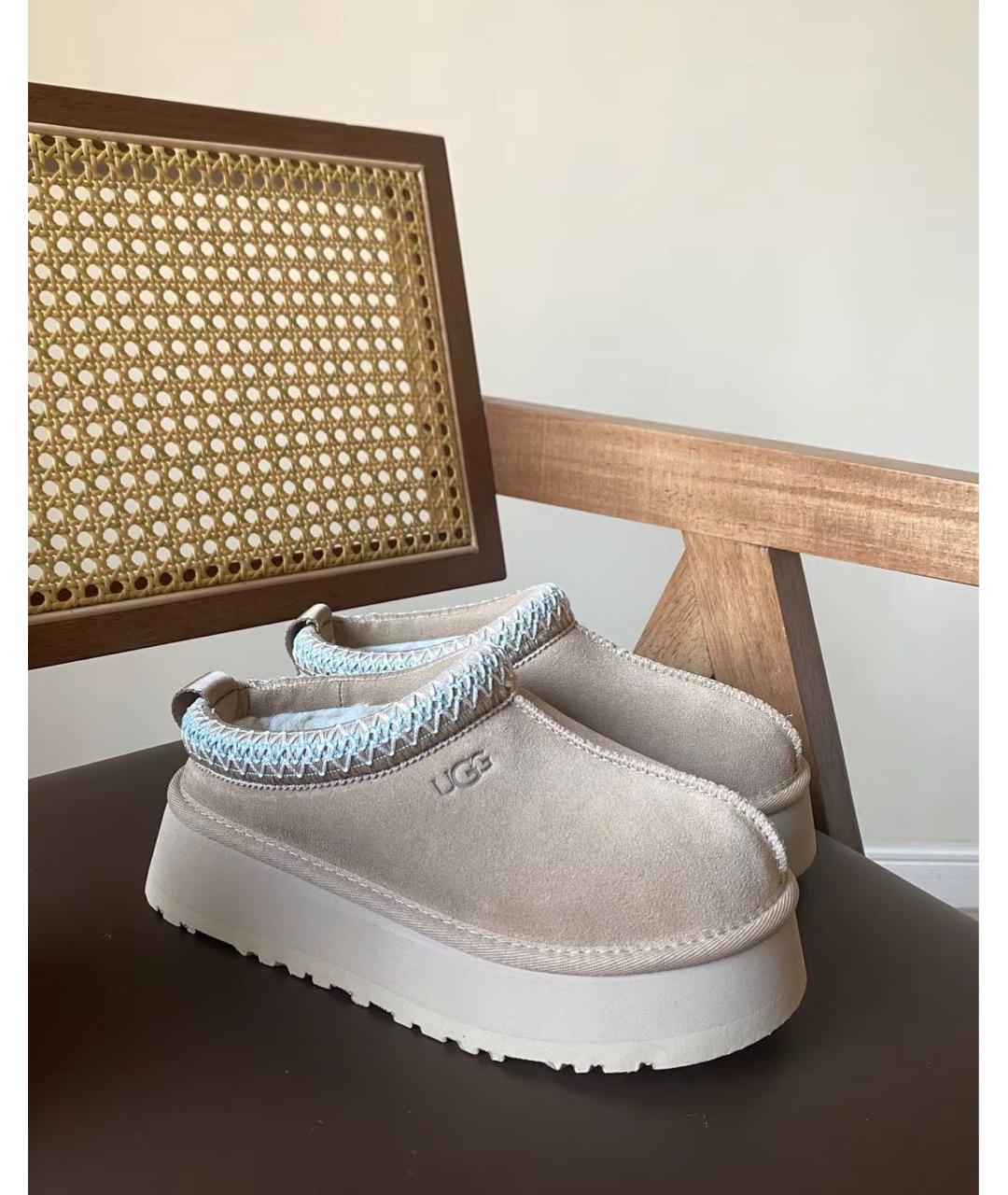 UGG AUSTRALIA Бежевые замшевые сабо, фото 5