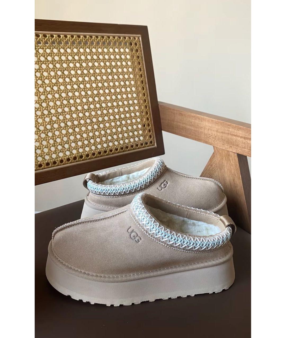 UGG AUSTRALIA Бежевые замшевые сабо, фото 4