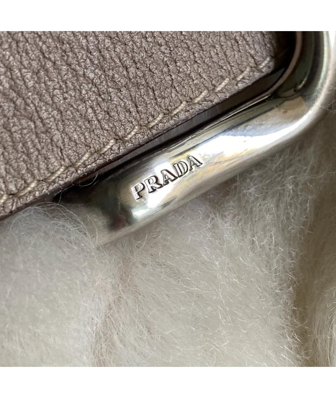 PRADA Белая меховая сумка с короткими ручками, фото 4
