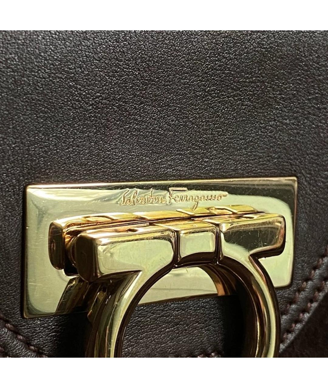FERRAGAMO Коричневая замшевая сумка с короткими ручками, фото 5