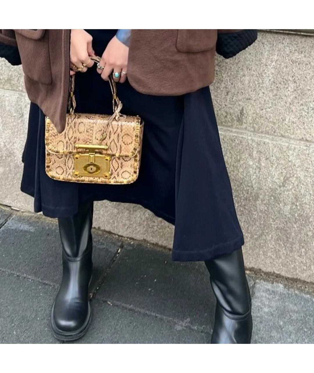 BOTTEGA VENETA Бежевая кожаная сумка с короткими ручками, фото 3