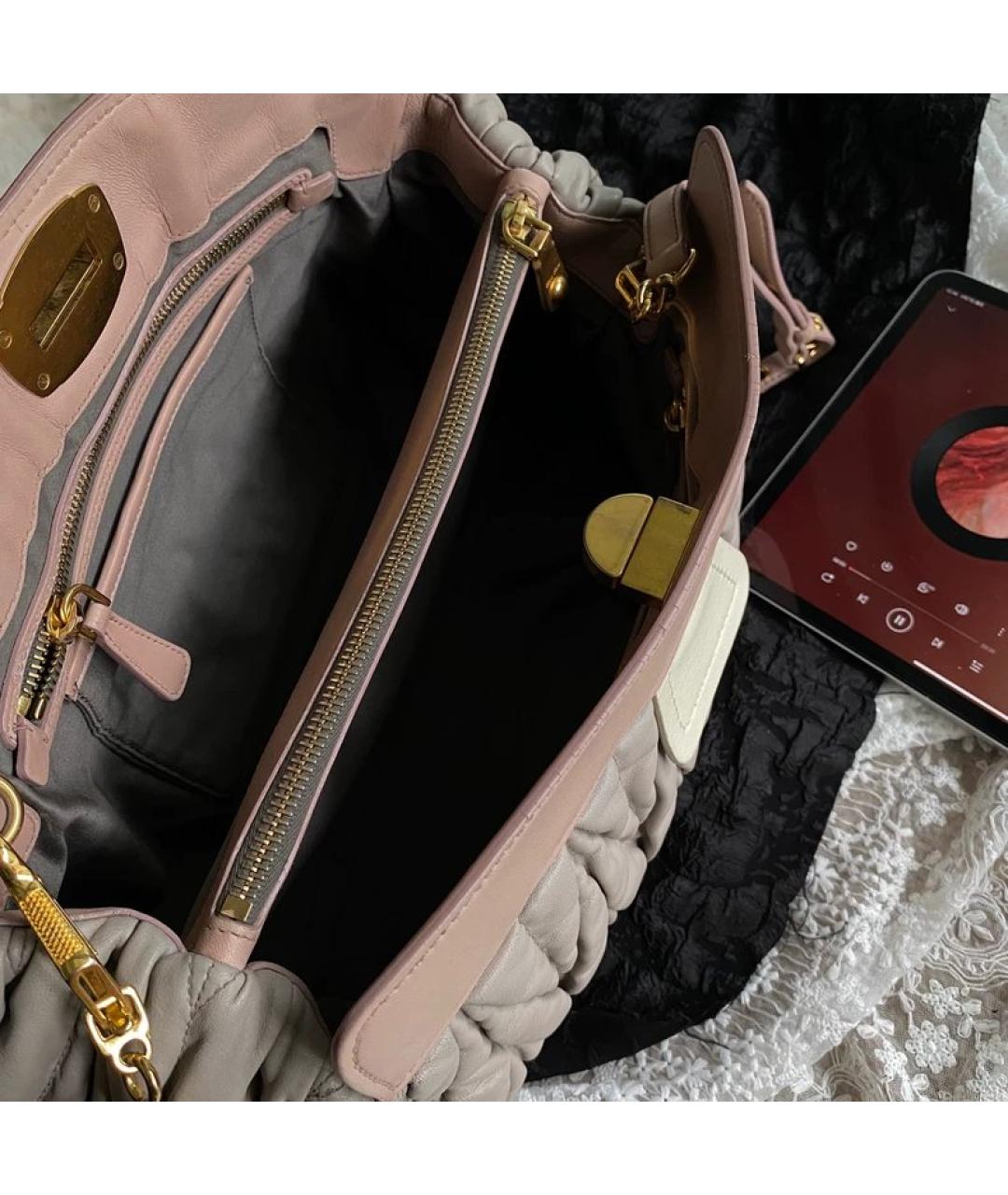 MIU MIU Бежевая кожаная сумка через плечо, фото 4