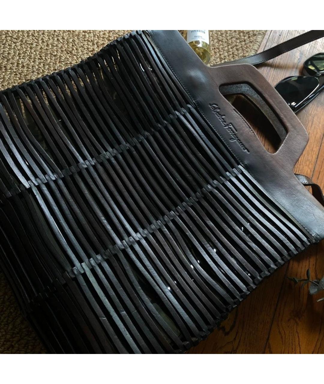 FERRAGAMO Темно-синяя кожаная сумка с короткими ручками, фото 2