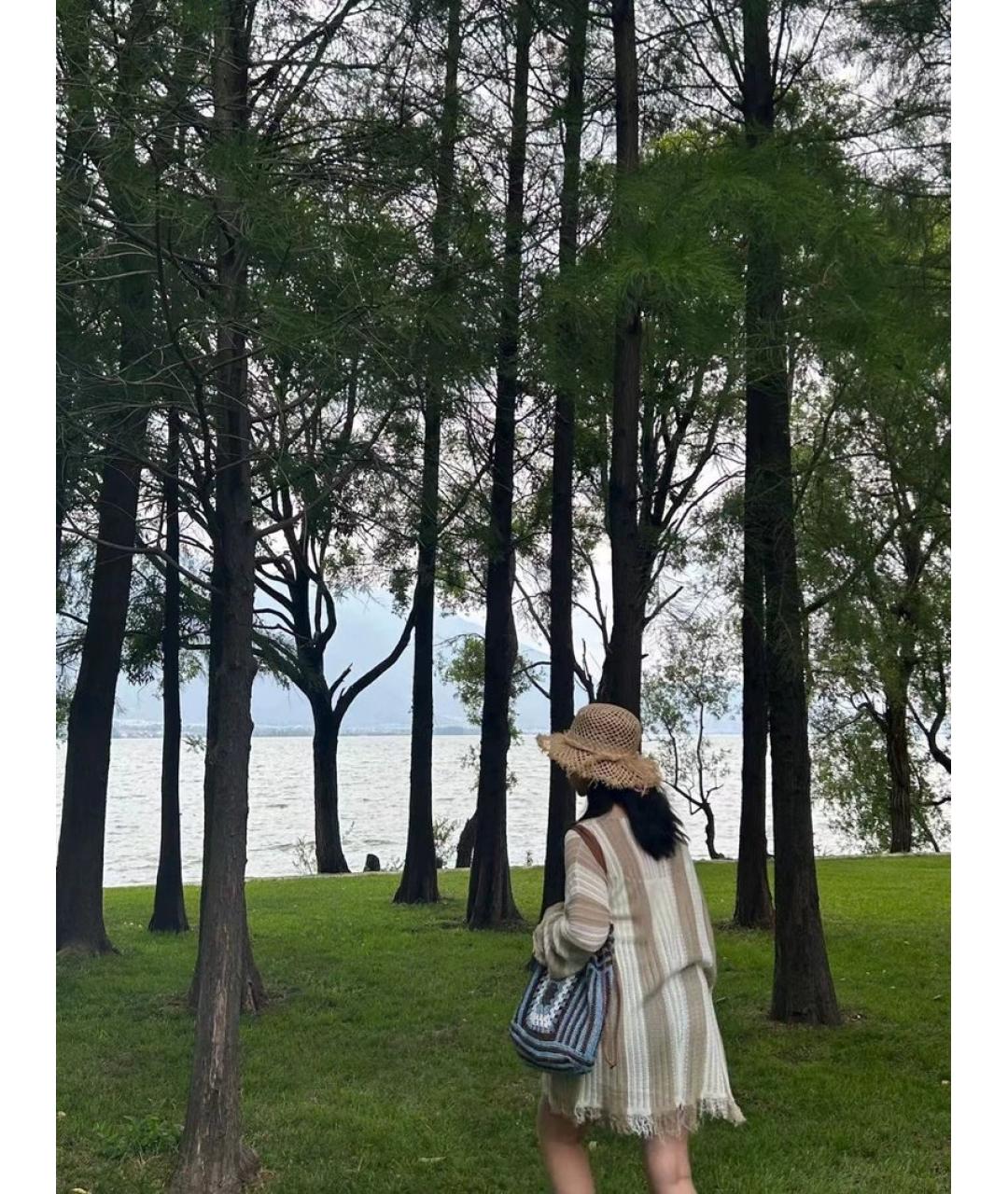 MIU MIU Синяя пелетеная сумка тоут, фото 2