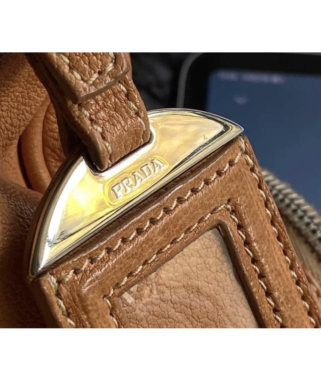 PRADA Коричневая кожаная сумка с короткими ручками, фото 6