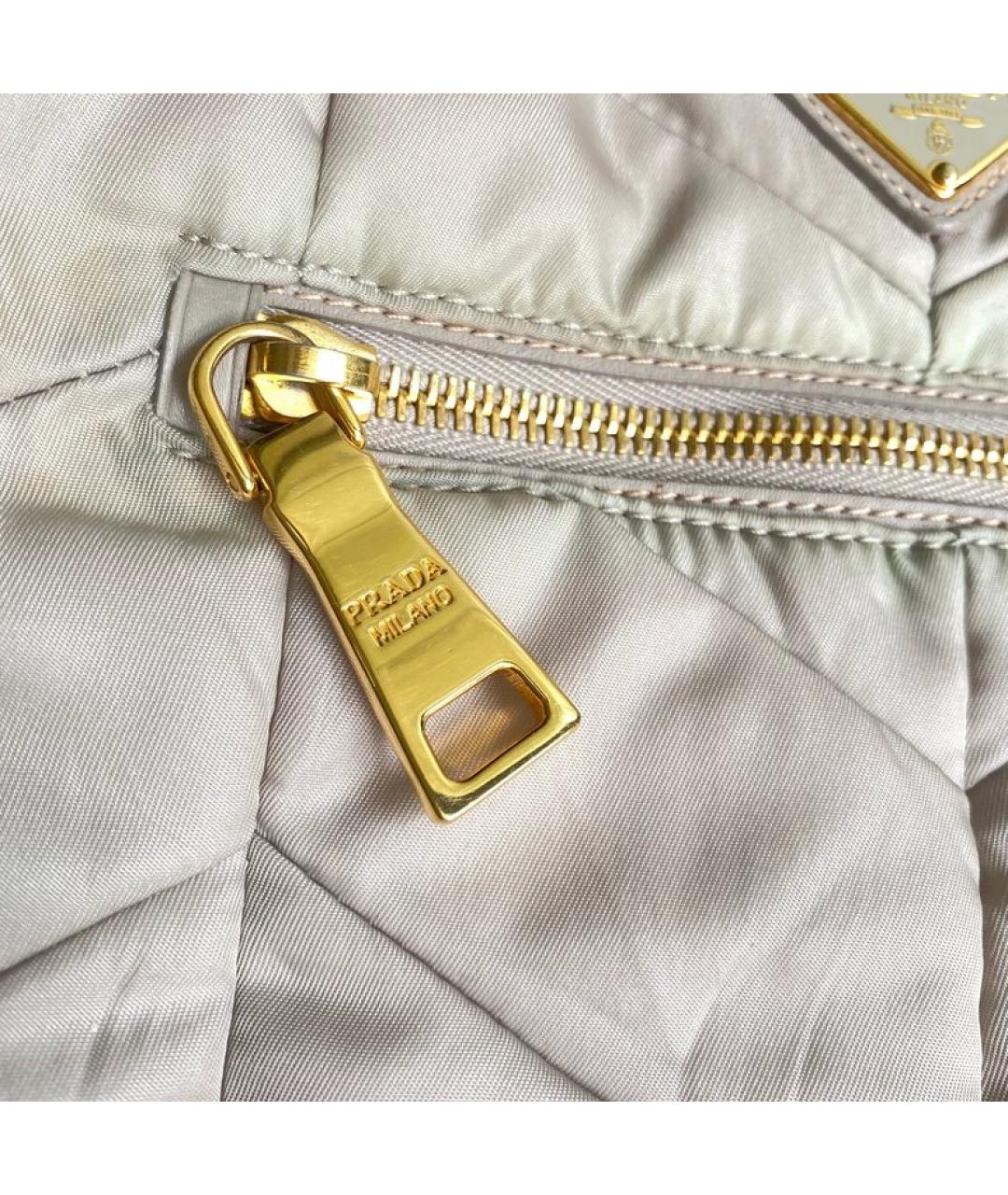 PRADA Серая синтетическая сумка тоут, фото 3