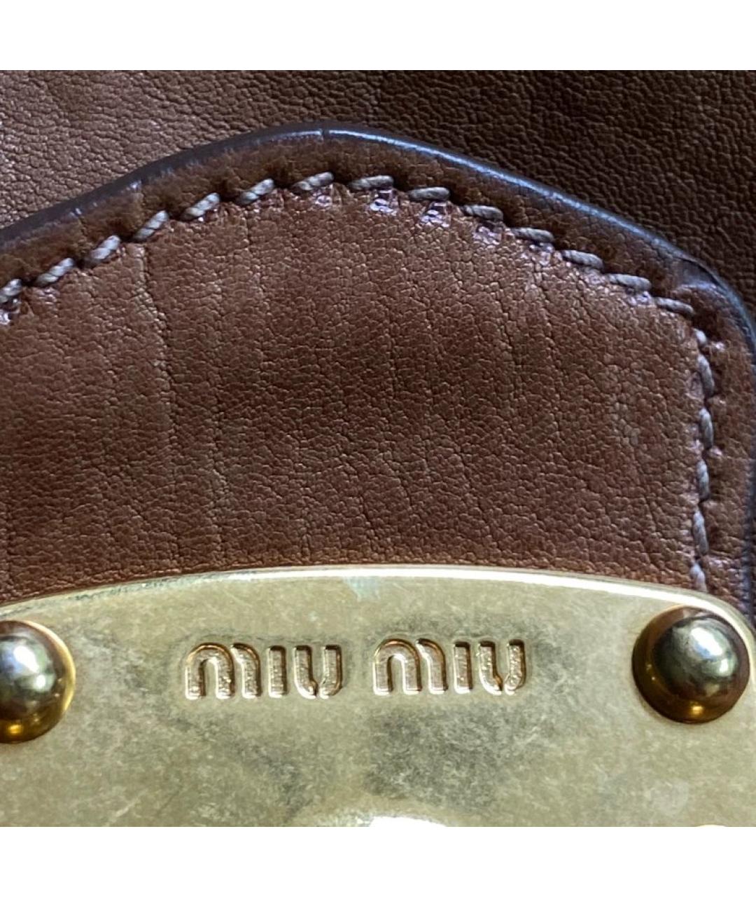 MIU MIU Коричневая кожаная сумка через плечо, фото 2