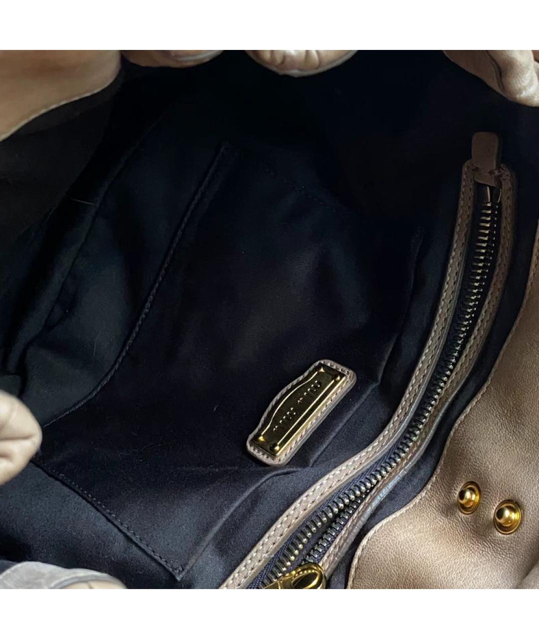 MIU MIU Коричневая кожаная сумка через плечо, фото 4