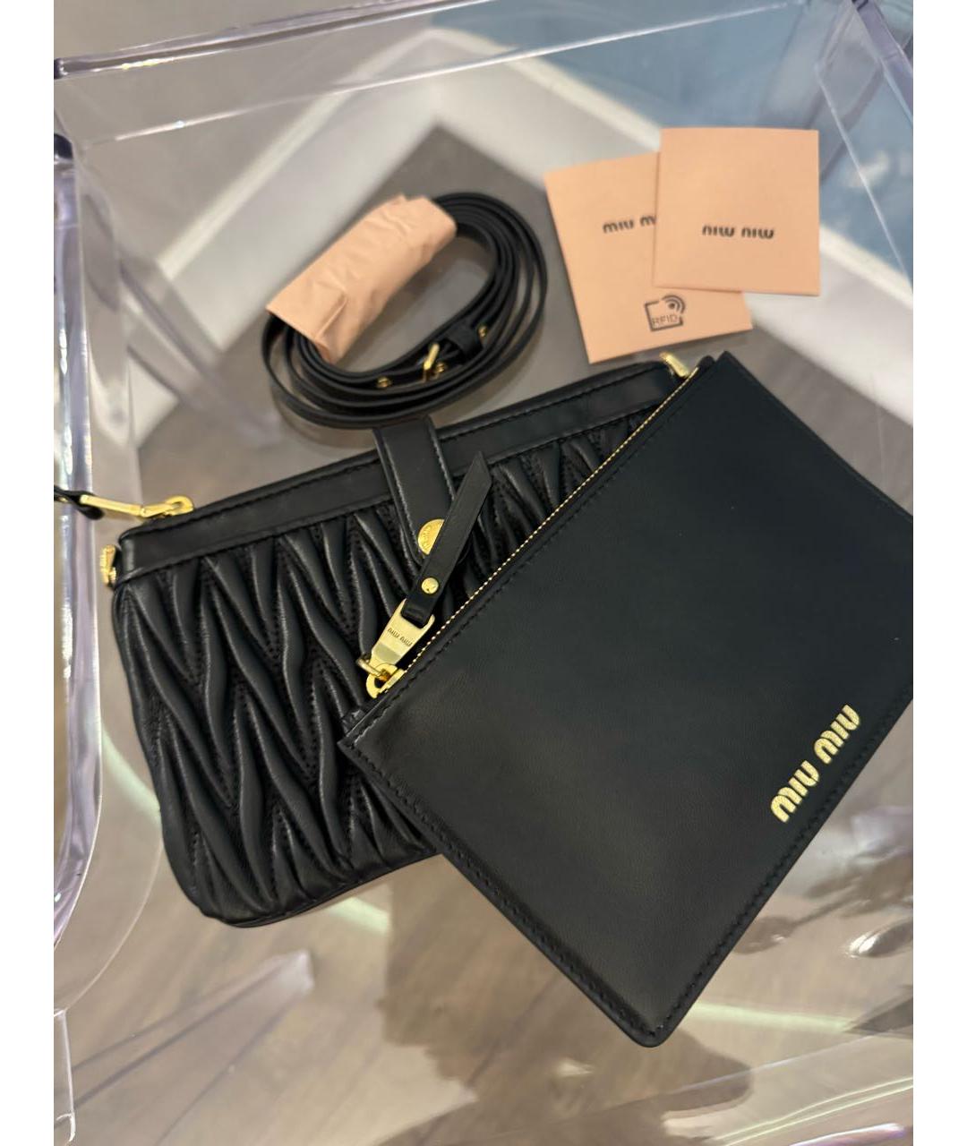 MIU MIU Черная кожаная сумка через плечо, фото 5