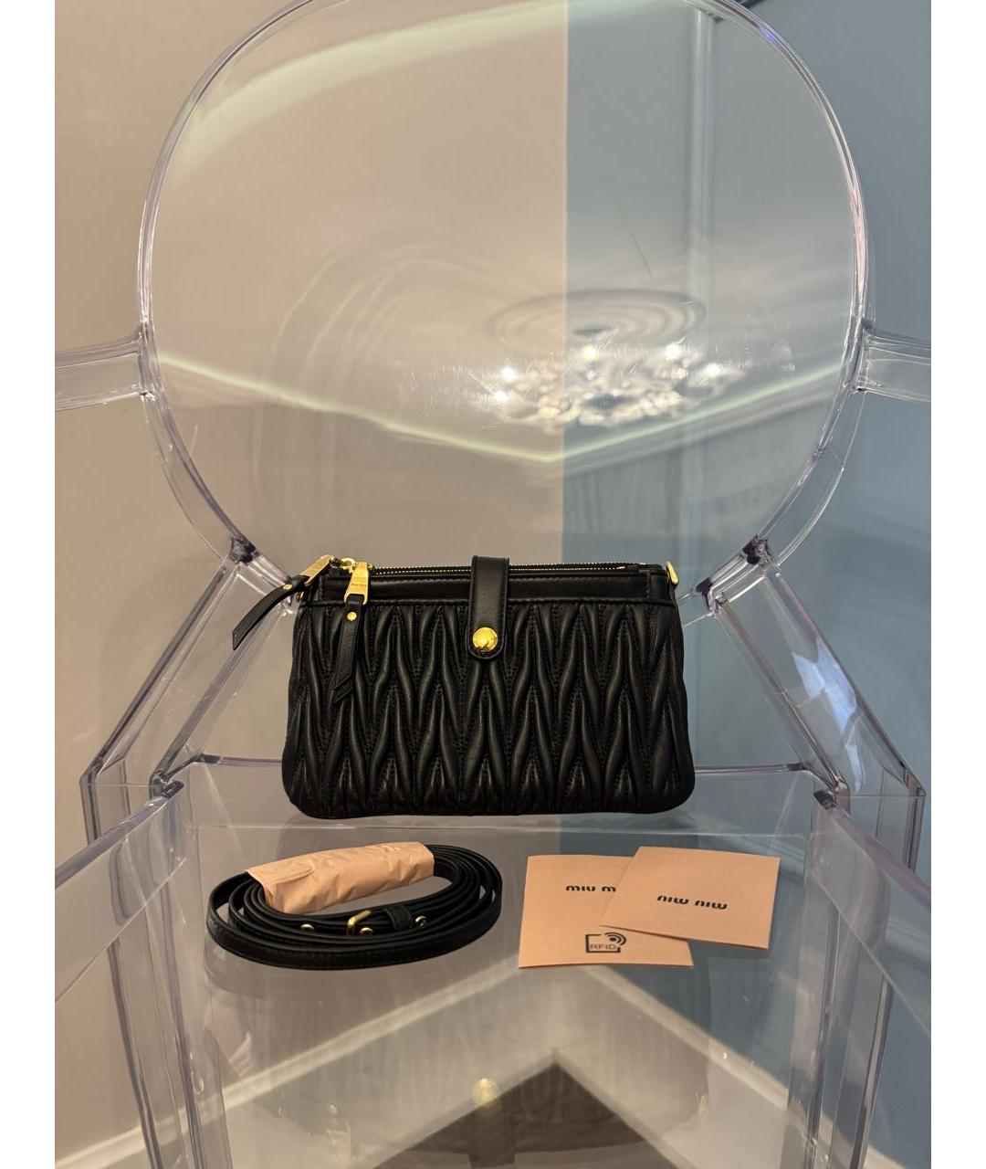 MIU MIU Черная кожаная сумка через плечо, фото 2