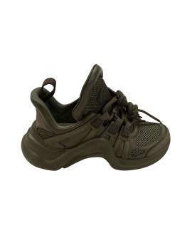 LOUIS VUITTON Кроссовки