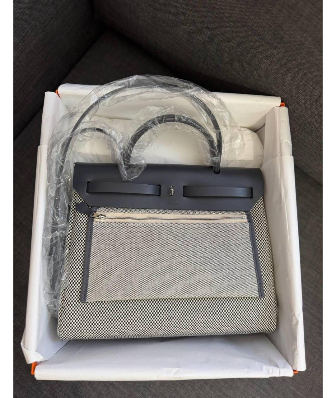 HERMES Антрацитовая сумка с короткими ручками, фото 3