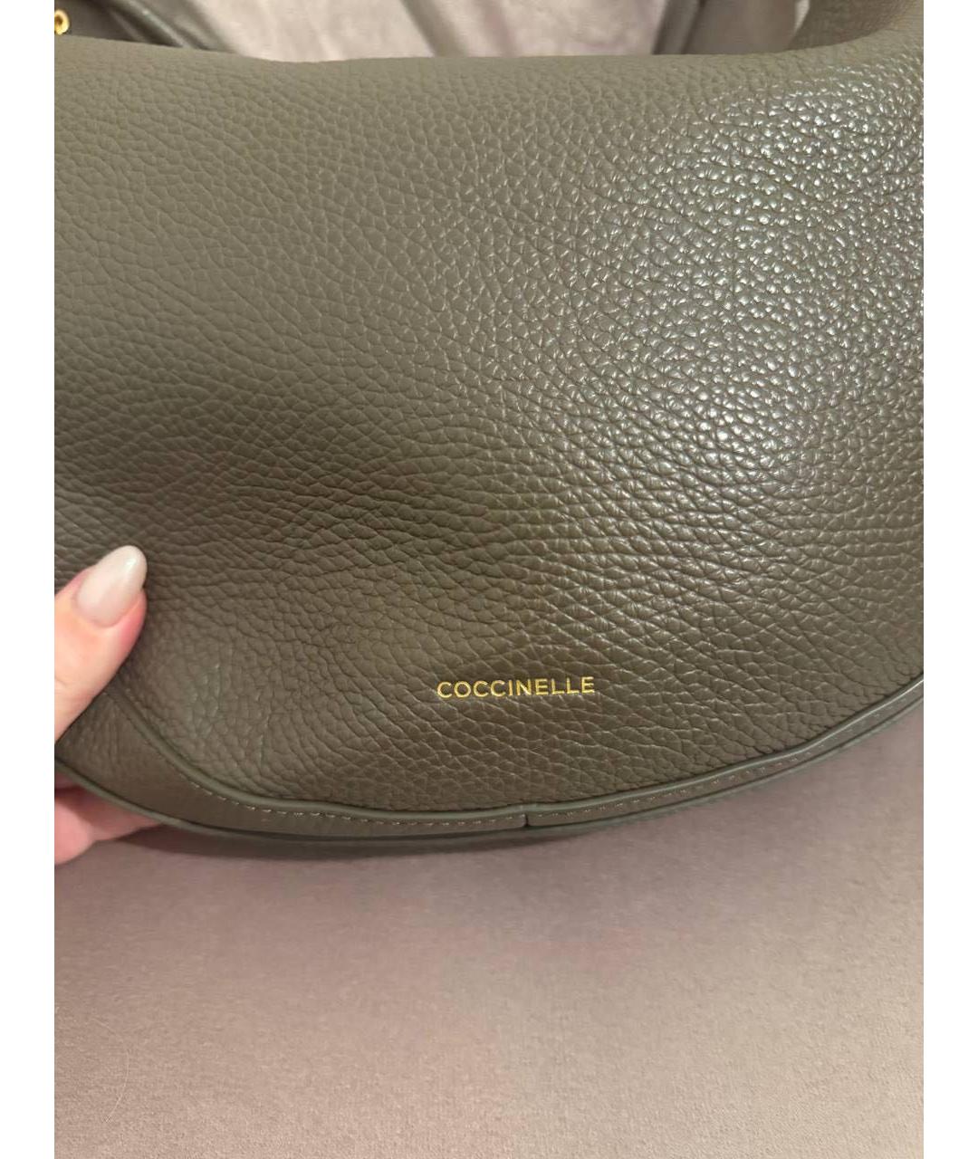 COCCINELLE Коричневая кожаная сумка с короткими ручками, фото 4
