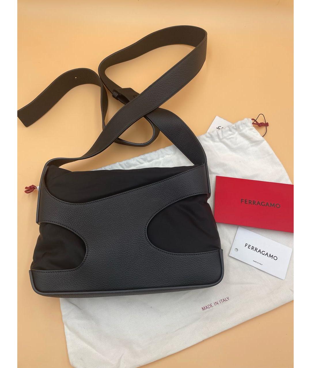 FERRAGAMO Черная кожаная сумка на плечо, фото 4