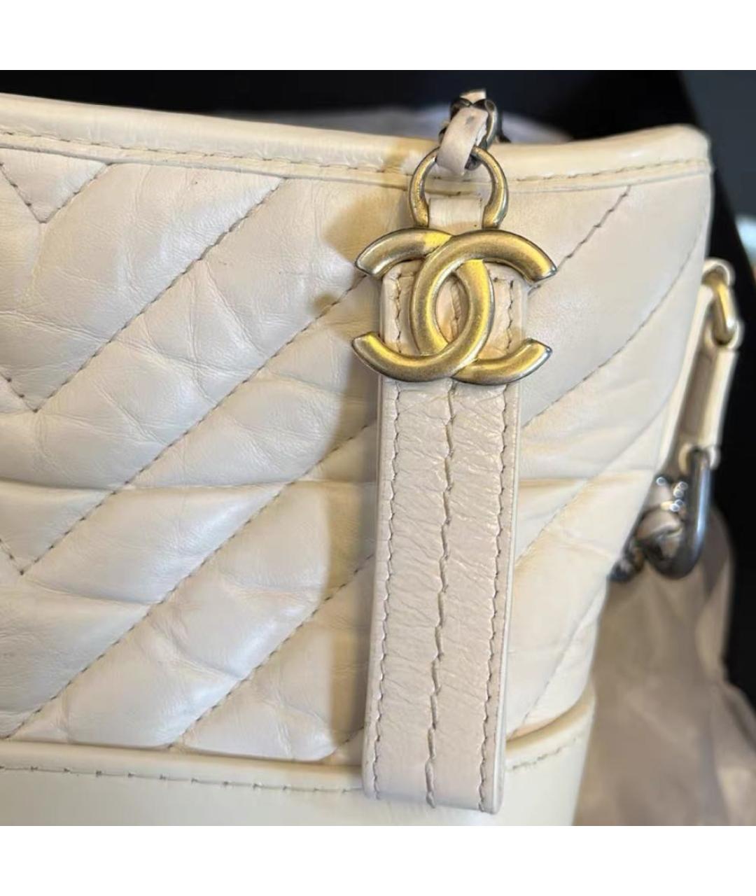 CHANEL Белая кожаная сумка через плечо, фото 4