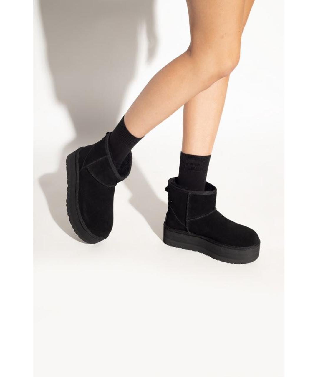 UGG AUSTRALIA Черные замшевые ботинки, фото 4