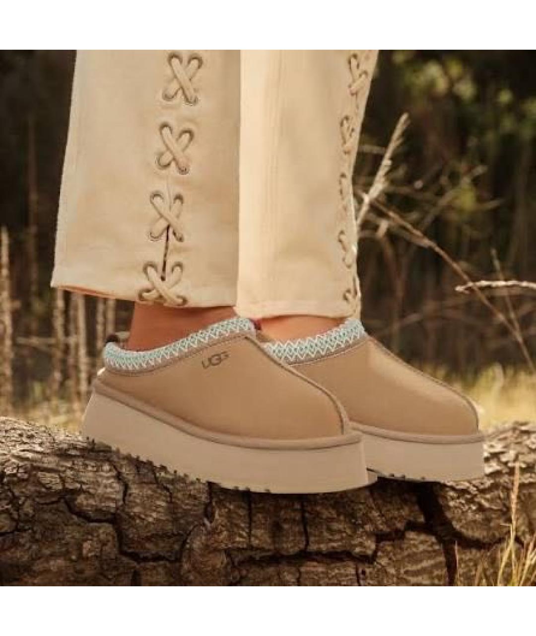 UGG AUSTRALIA Бежевые замшевые сабо, фото 2