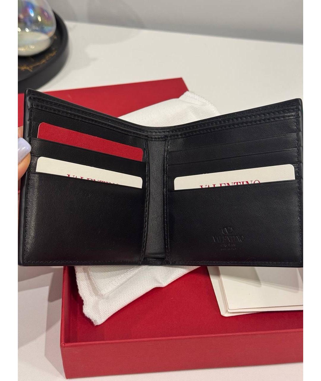 VALENTINO Черный кожаный кошелек, фото 2