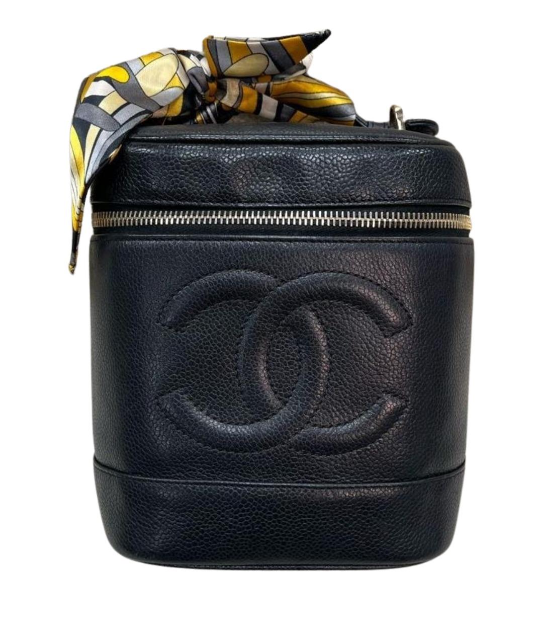 CHANEL Черная кожаная сумка с короткими ручками, фото 1