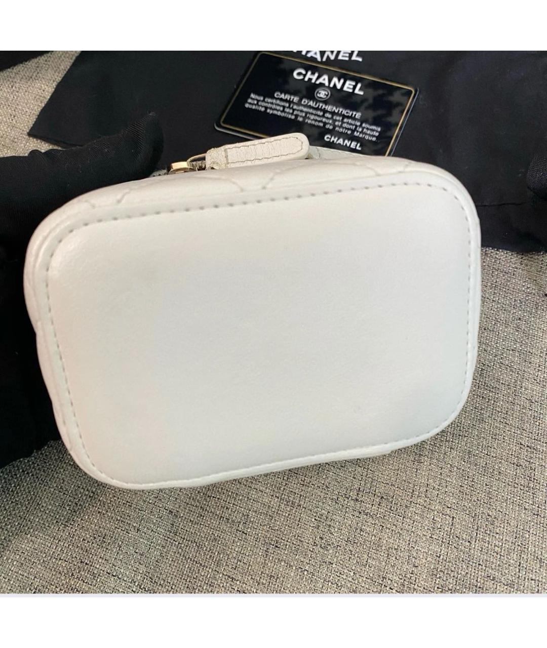 CHANEL Белая кожаная сумка через плечо, фото 6