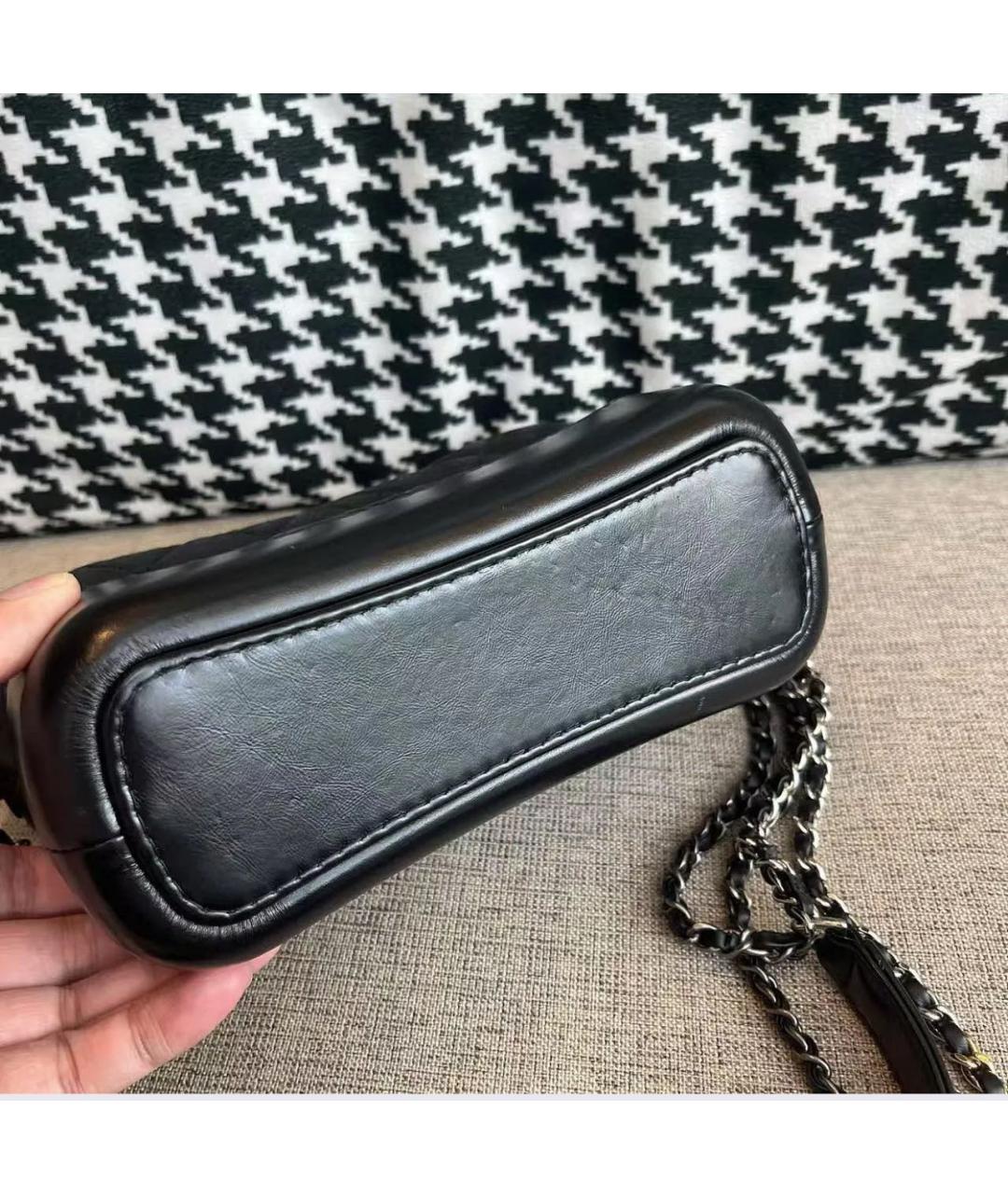 CHANEL Черная кожаная сумка через плечо, фото 2