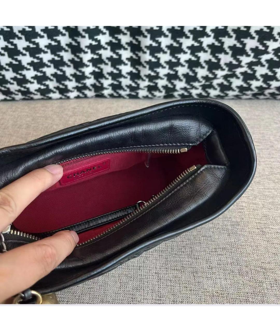 CHANEL Черная кожаная сумка через плечо, фото 3