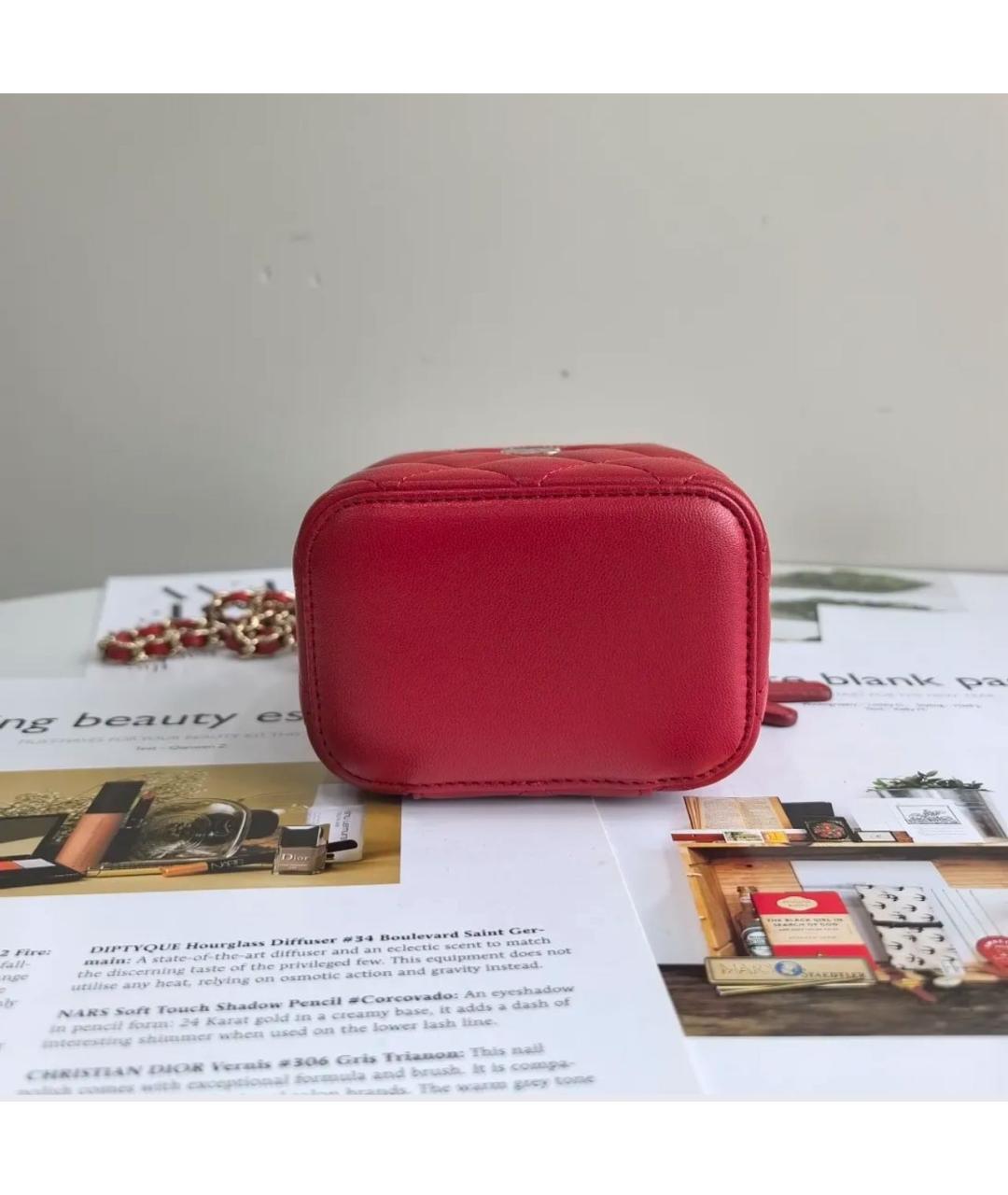 CHANEL Красная кожаная сумка через плечо, фото 7