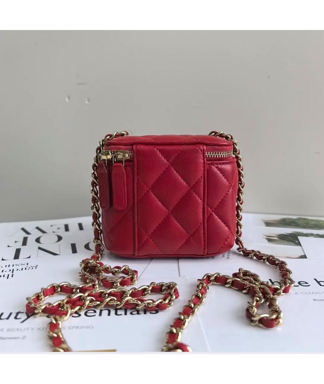 CHANEL Красная кожаная сумка через плечо, фото 2