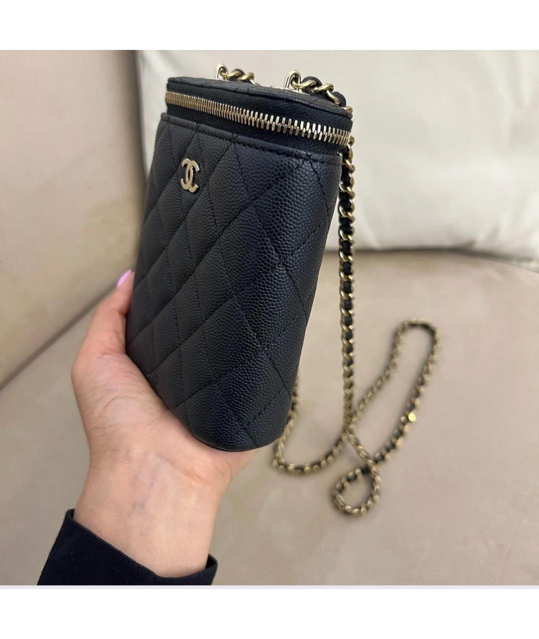 CHANEL Черная кожаная сумка через плечо, фото 3