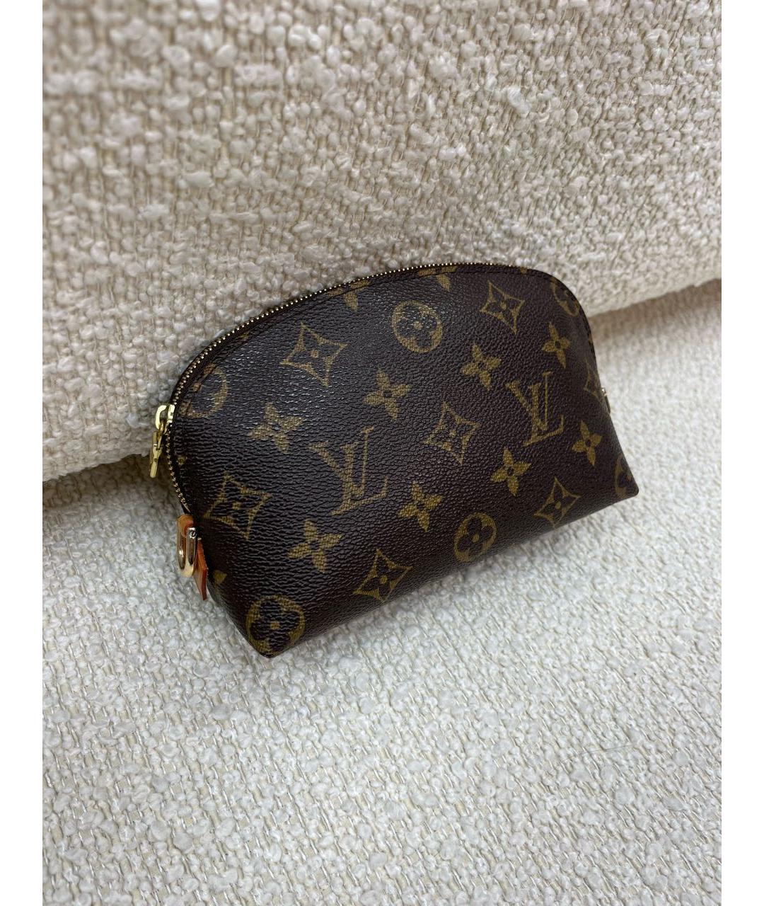 LOUIS VUITTON Коричневая косметичка, фото 2