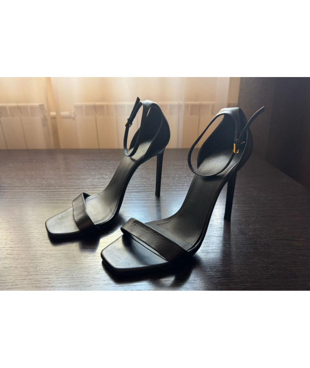 SAINT LAURENT Черные кожаные босоножки, фото 2