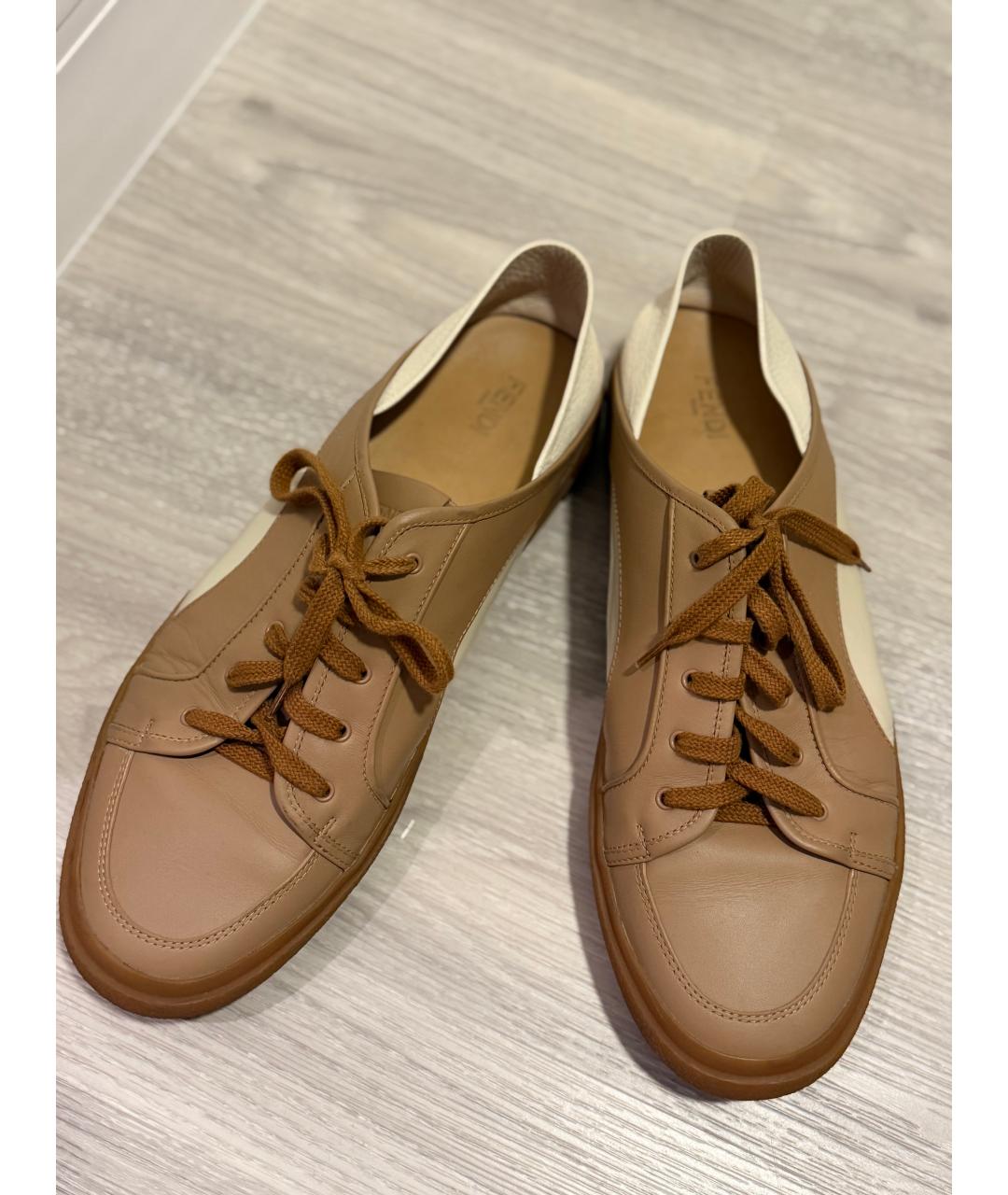 FENDI Бежевые кожаные низкие кроссовки / кеды, фото 3