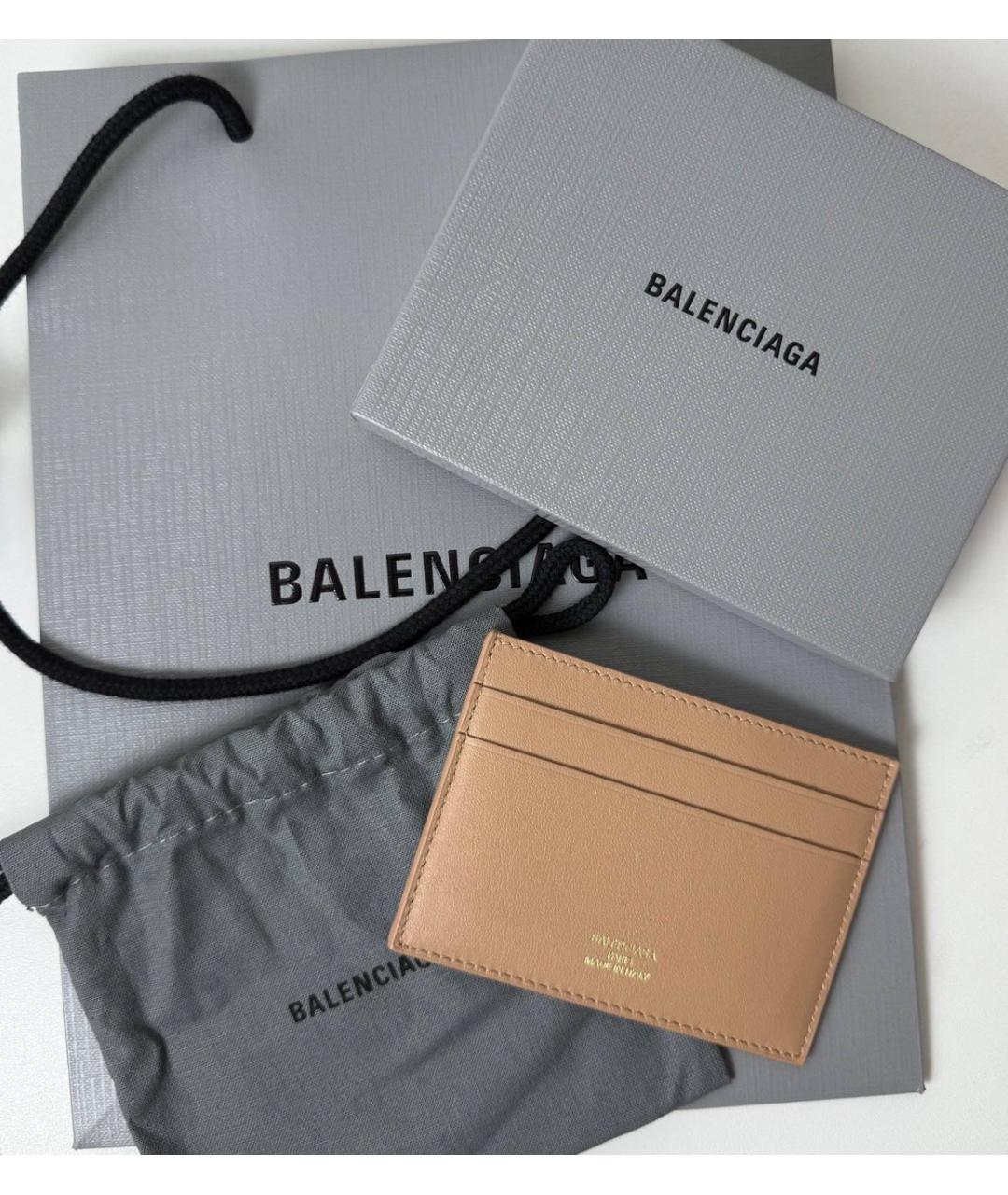 BALENCIAGA Бежевый кожаный кардхолдер, фото 4