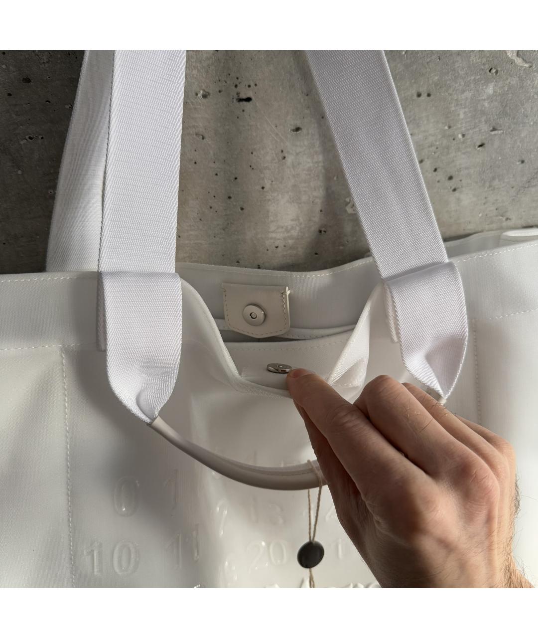 MAISON MARGIELA Белая тканевая сумка тоут, фото 5