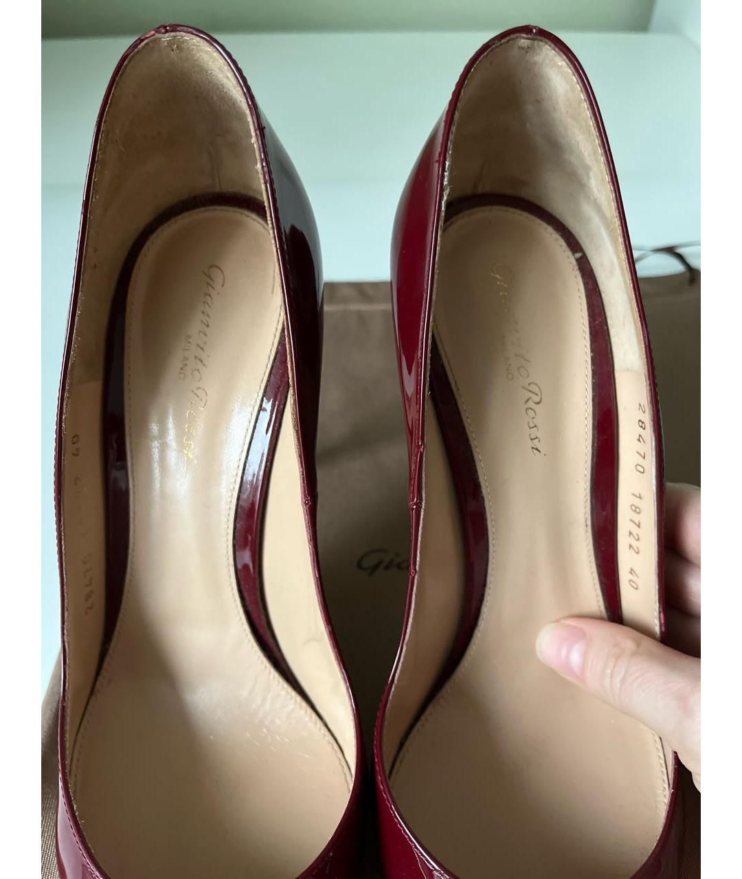 GIANVITO ROSSI Бордовые туфли из лакированной кожи, фото 5