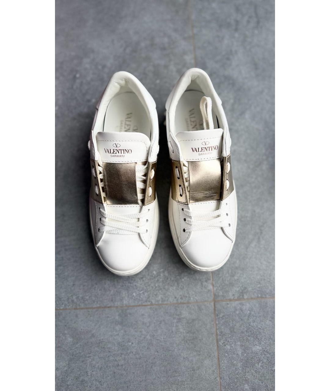 VALENTINO Белые кожаные кроссовки, фото 2