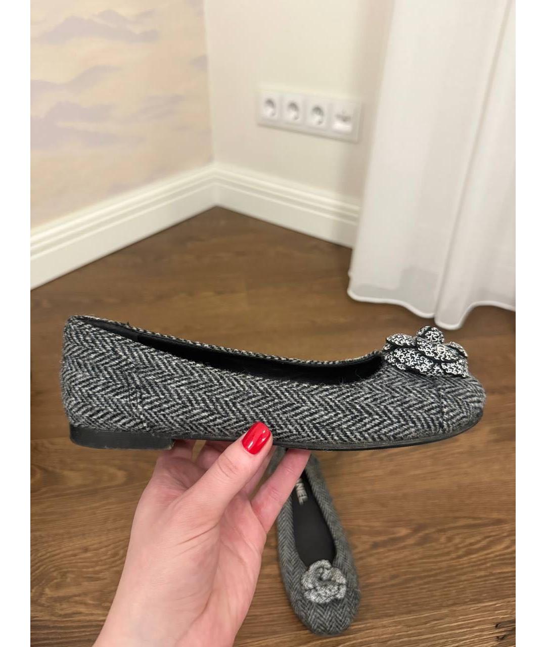 CHANEL Серые текстильные балетки, фото 5