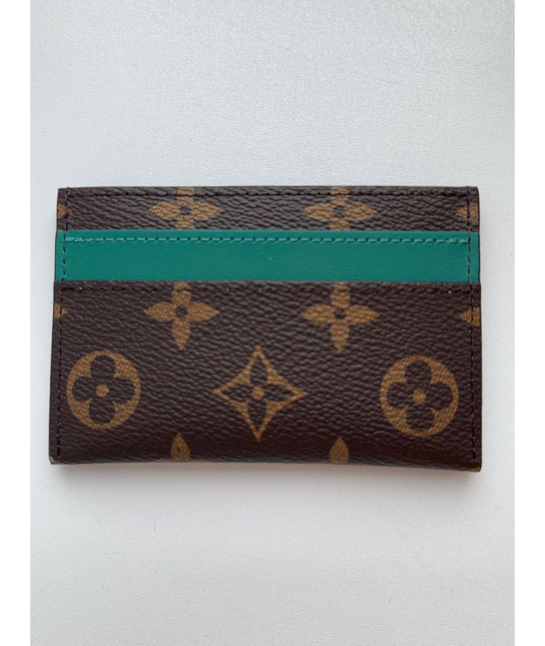 LOUIS VUITTON Зеленый кожаный кардхолдер, фото 4