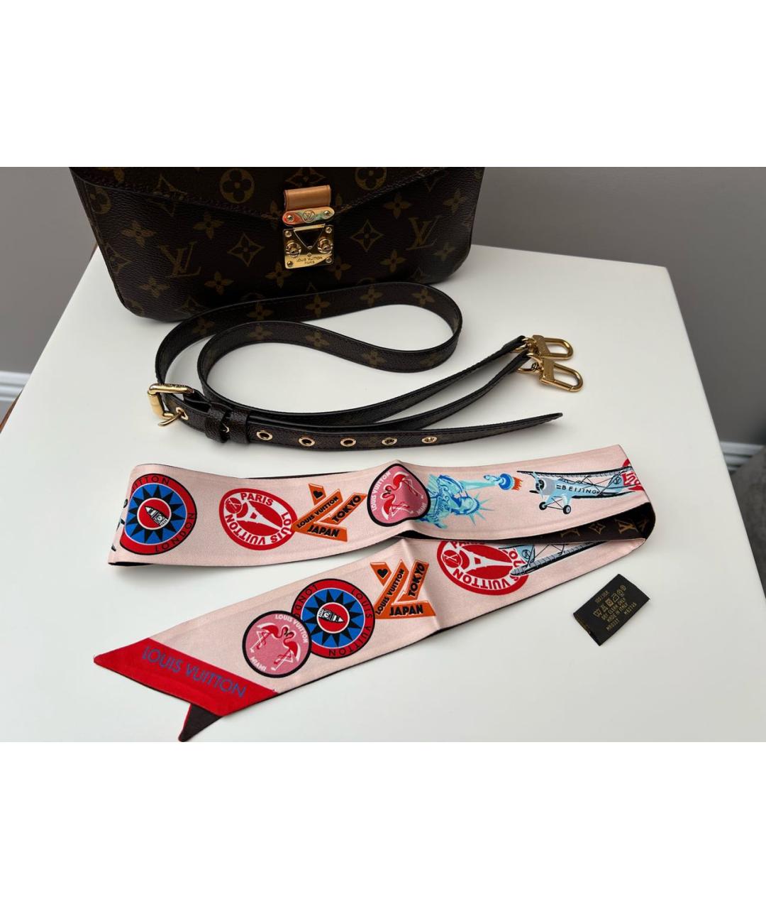 LOUIS VUITTON Коричневая сумка с короткими ручками, фото 7