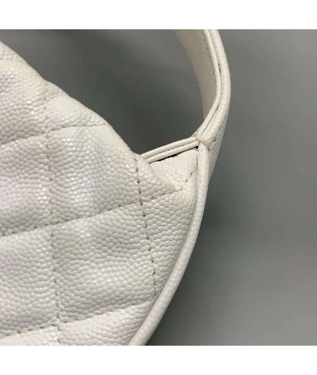 CHANEL Белая кожаная сумка с короткими ручками, фото 5