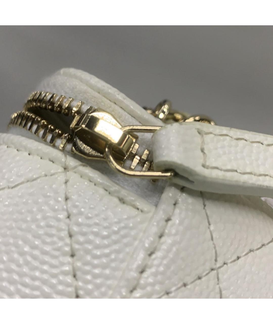 CHANEL Белая кожаная сумка через плечо, фото 4